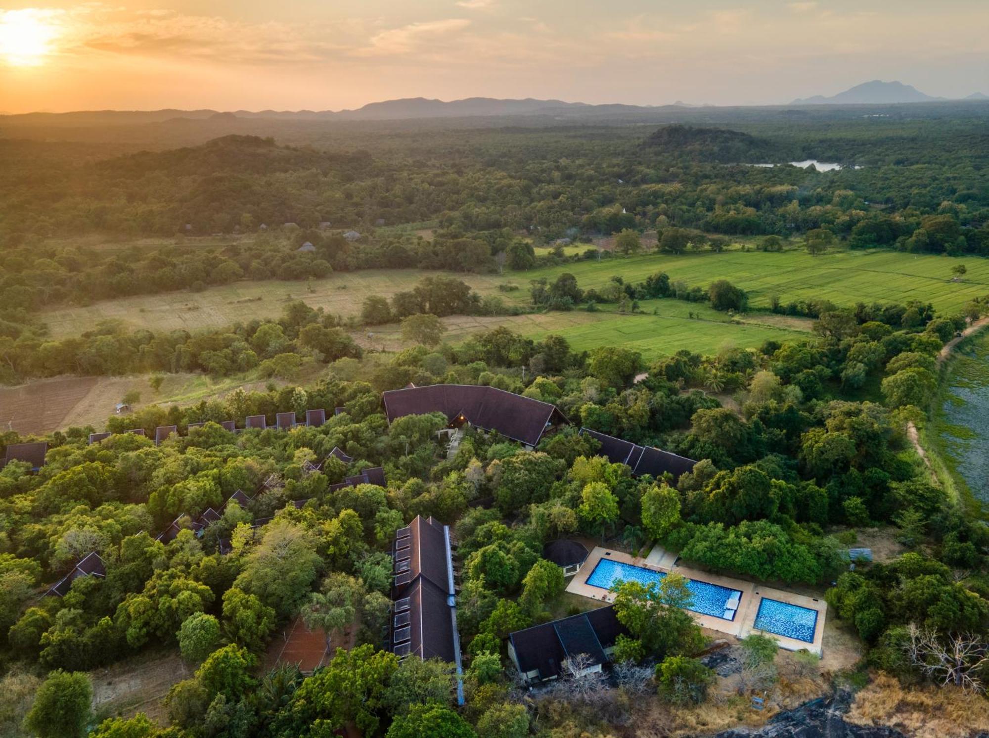 Occidental Paradise Dambulla Sigiriya Eksteriør billede